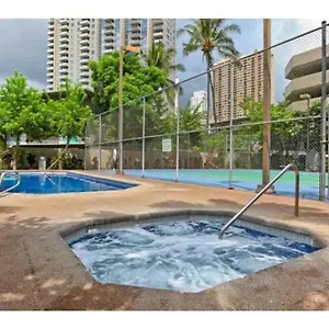 Spacious W/ Parking, Beach/mall/park Appartement